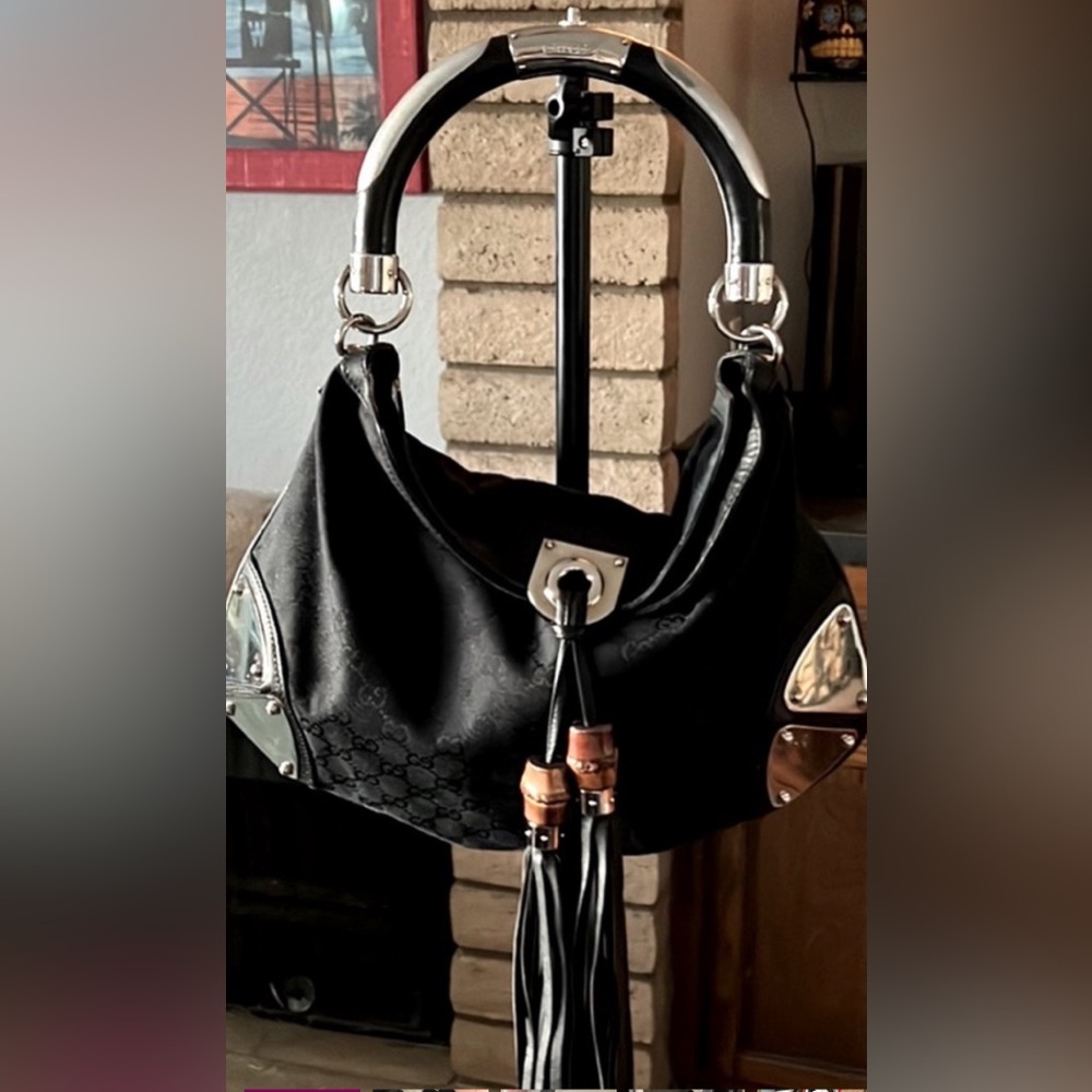 Authentic Gucci purse.